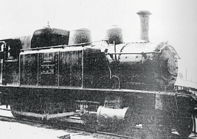 1899년 9월 1일 개통 된 경인선(서울 노량진~인천제물포).
미국 부룩스 회사의 모걸(Mogull)형 탱크 기관차